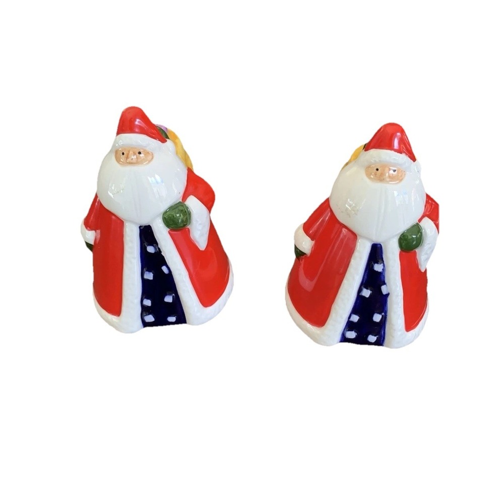 Santa salt and pepper shakers vintage